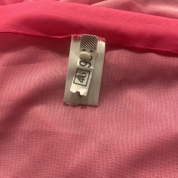 La Palapa Hot Pink Fading Sheer Shawl Or Beach Wrap Cover up One Size - Picture 6 of 7